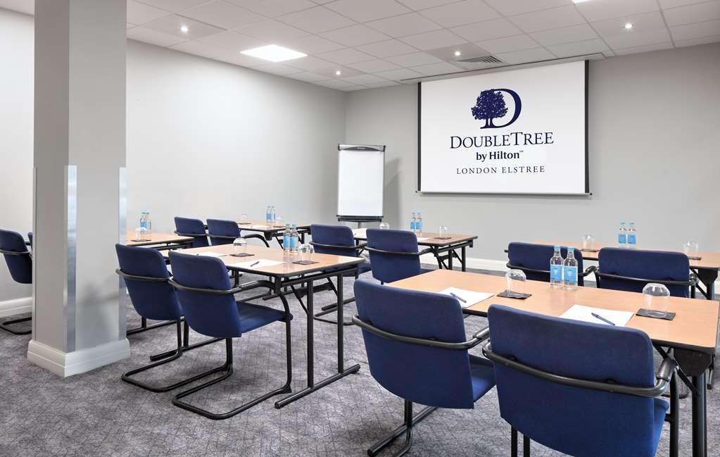 Doubletree By Hilton London Elstree Hotel Borehamwood Instalações foto