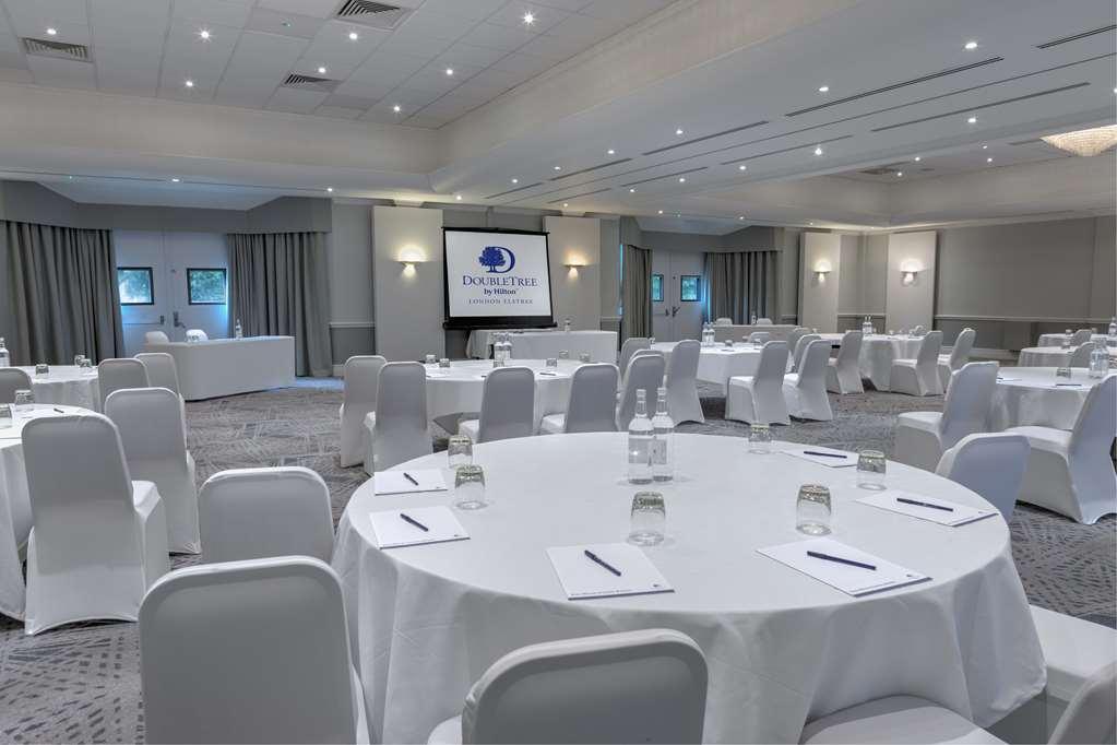 Doubletree By Hilton London Elstree Hotel Borehamwood Instalações foto
