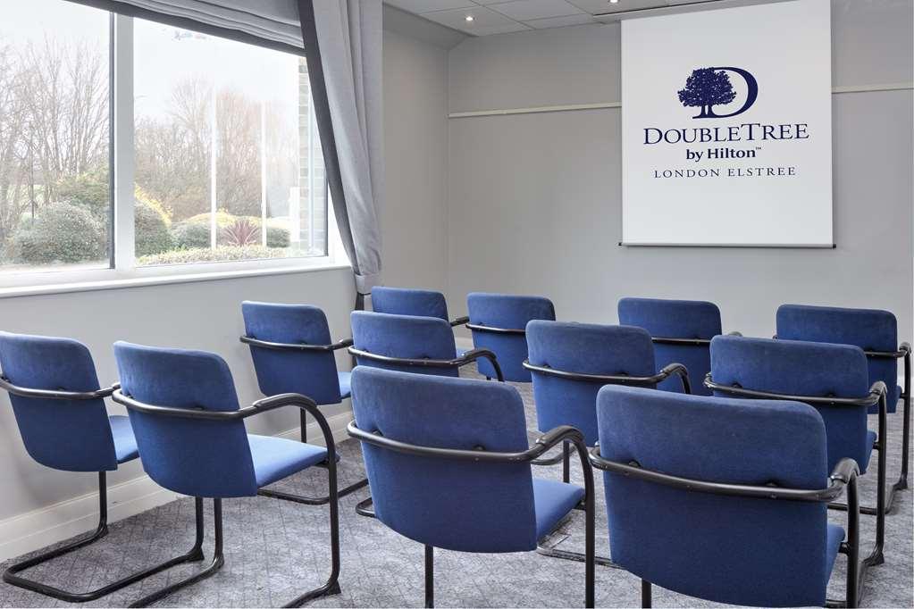 Doubletree By Hilton London Elstree Hotel Borehamwood Instalações foto